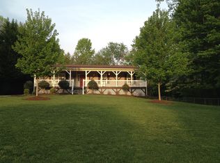4015 Snyder Dr, Winston Salem, NC 27127