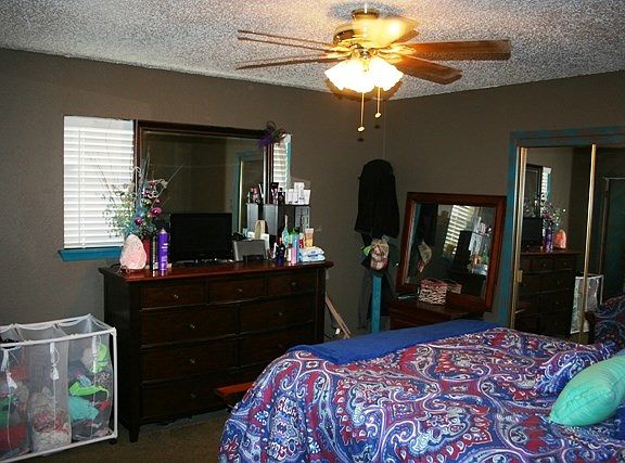 5th image of 9666 Burkett Ln