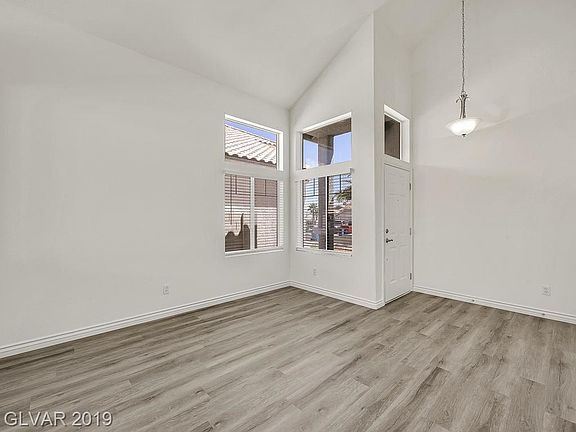 5th image of 7936 Dinsmore Dr