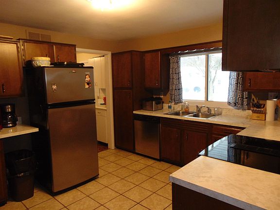 5th image of 3605 N Lanewood Dr