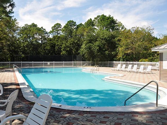 5th image of 344 Gramercy Plantation Blvd