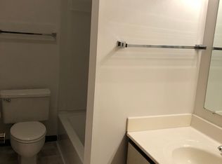 5735 N Autumn Ridge Ct #2, Peoria, IL 61615