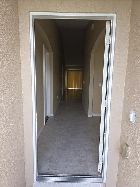 4 bed, 2.0 bath, 1699 sqft, $1,650 — Photo 2