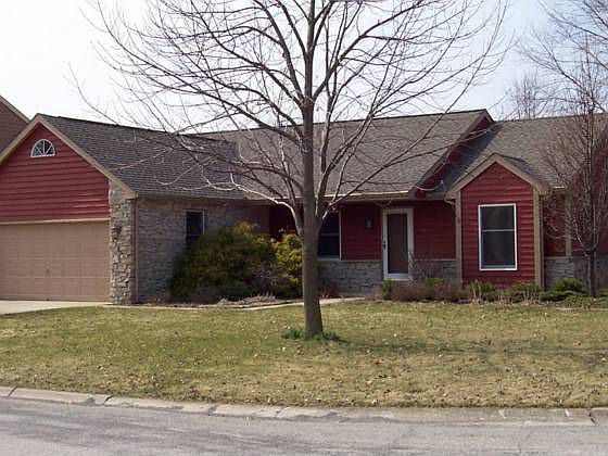 1st image of 3711 Meadowlake Dr