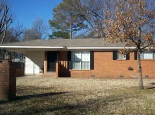 1604 Coker Hampton Dr, Stuttgart, AR 72160