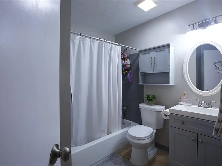 3328 Mountain Hollow Dr — Photo 16