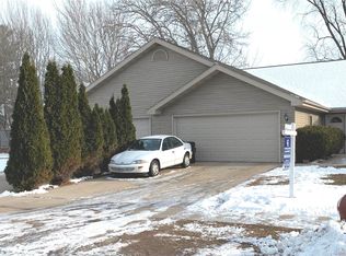 1710 Burdick St, Oshkosh, WI 54901