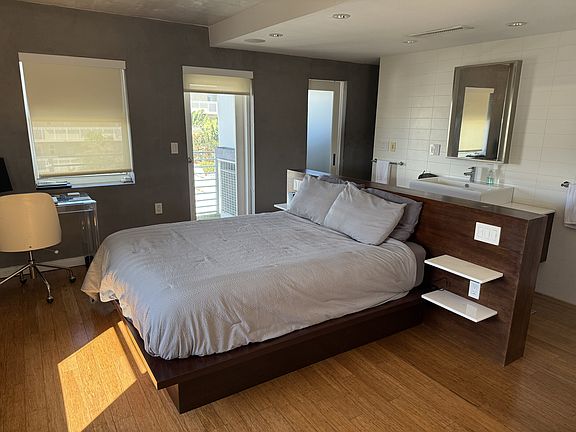 5th image of 1545 Euclid Ave APT 5A
