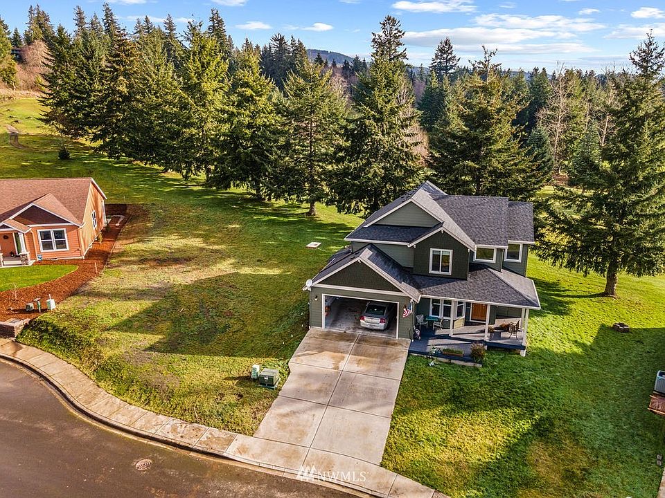 2nd image of 7 Linquist Lane
