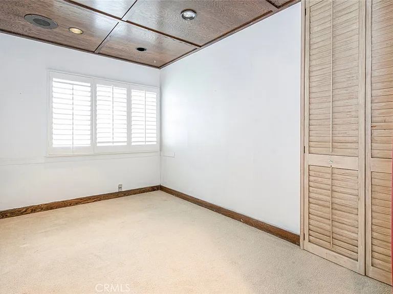 208 S Louise St — Photo 18