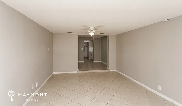 5577 89th Ave — Photo 3