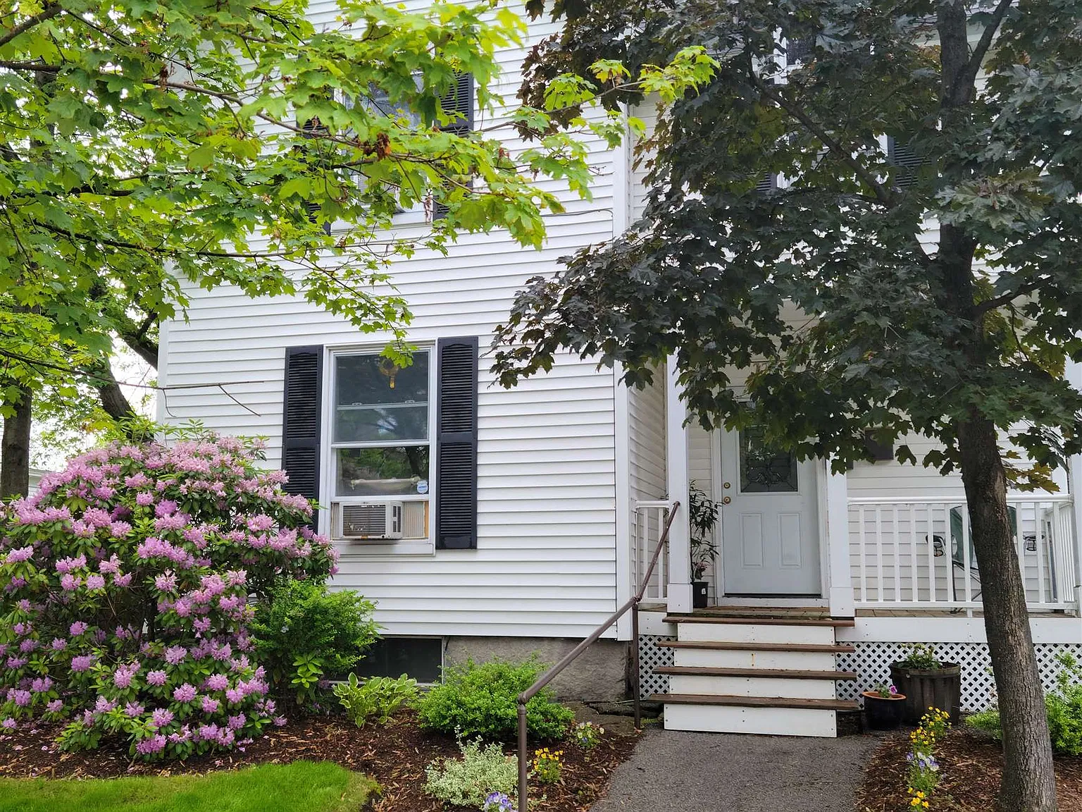 3 bed, 1.0 bath, 1000 sqft, $2,175 — Photo 3