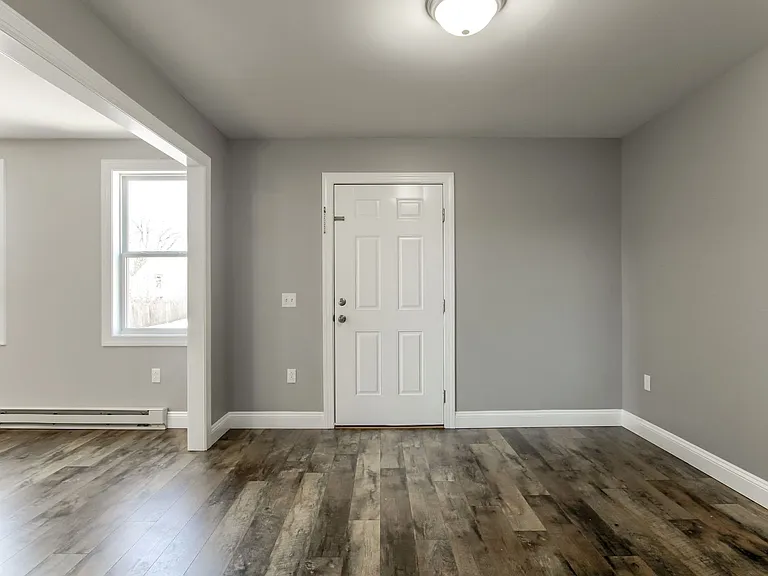1800 Lehman St — Photo 29
