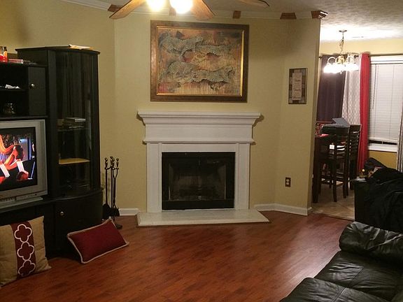 2nd image of 153 Patterson Close Ct