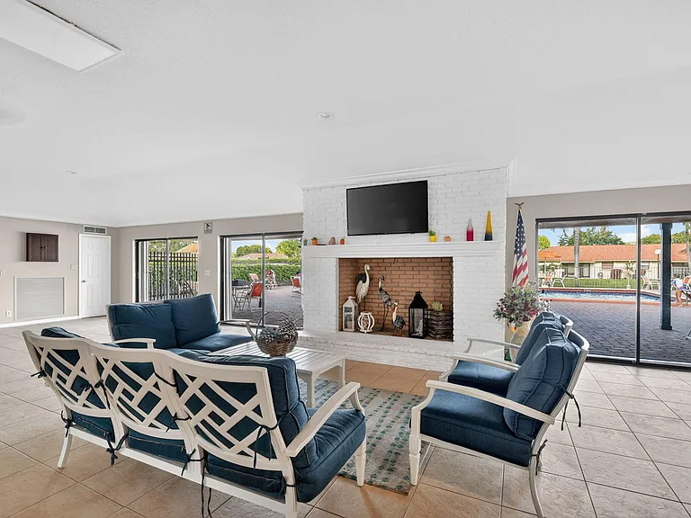 9810 Pineapple Tree Dr #103 — Photo 52