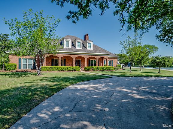 2nd image of 113 Payne Rd