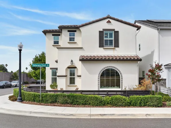 2318 Bronze Star Way, Sacramento, CA 95818