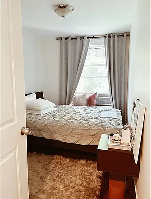 Rented by Living New York | media 11