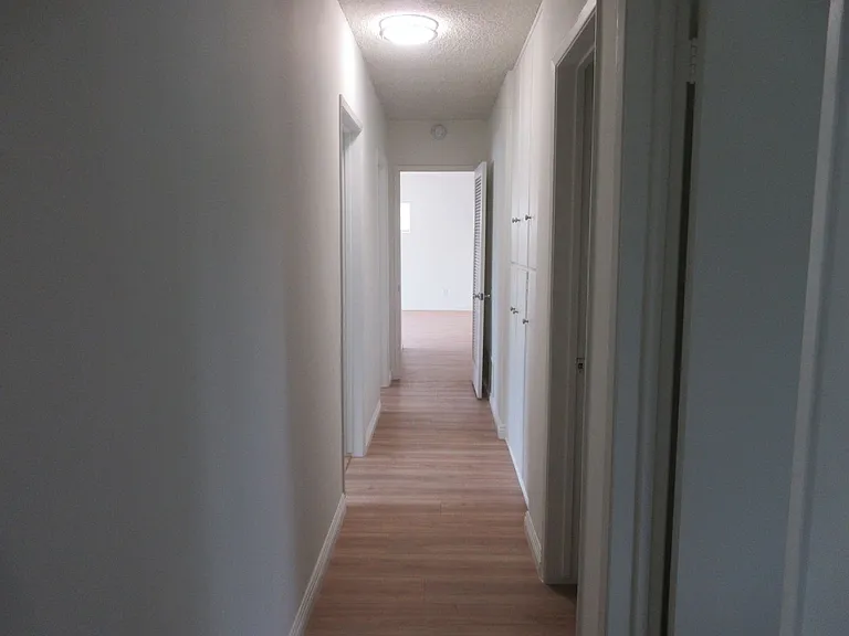 16016 Sunburst St — Photo 28