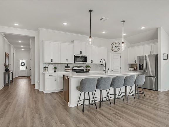 5th image of 3100 Brady Ct