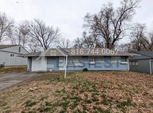4906 E 45th St, Kansas City, MO 64130