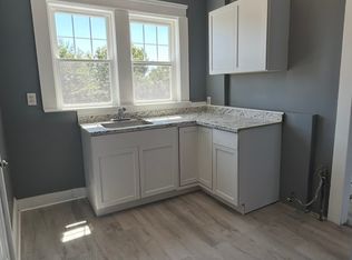 266 Adelaide Ave, Providence, RI 02907