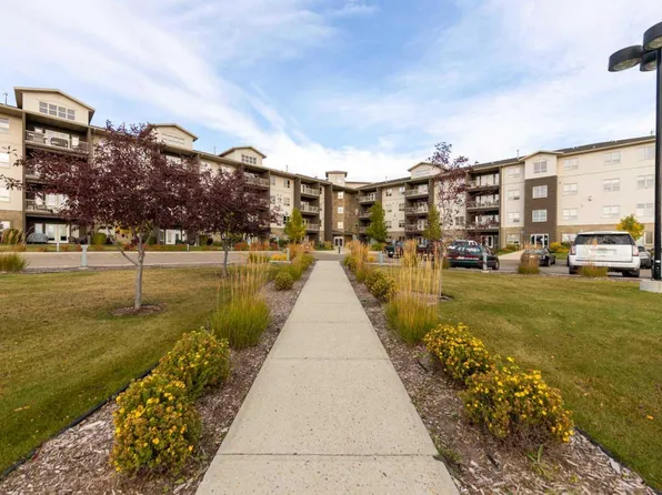 4102 69th Ave #328, Lloydminster, AB T9V 2H9