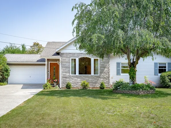 24 Old Feeding Hills Rd, Westfield, MA 01085