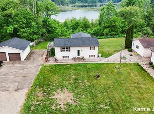 8395 McArthur Ave NE, Belding, MI 48809
