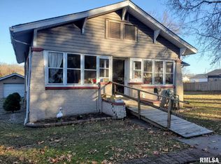 318 N Line St, Du Quoin, IL 62832