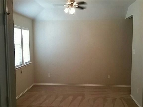 4th image of 3901 Old Richwood Ln