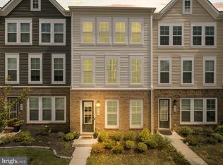 6757 Sirah Ln, Gainesville, VA 20155