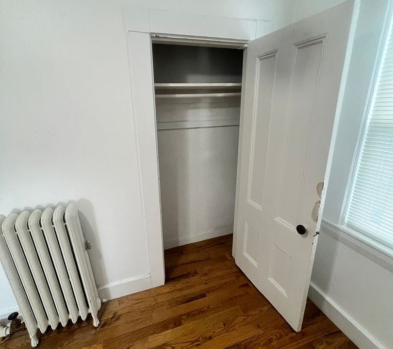 2nd image of 240 Crescent St #1CCEFB929