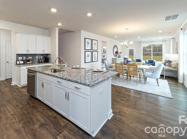 4156 Steel Way, Sherrills Ford, NC 28673