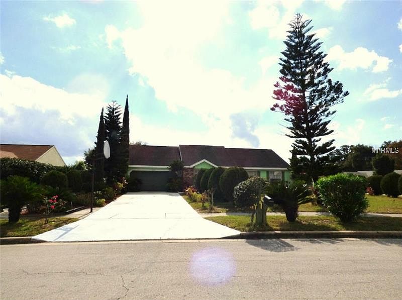 1st image of 7405 Crooked Lake Cir