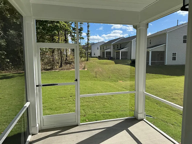 657 Morning Light Dr — Photo 2