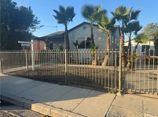 907 W Arbutus St, Compton, CA 90220