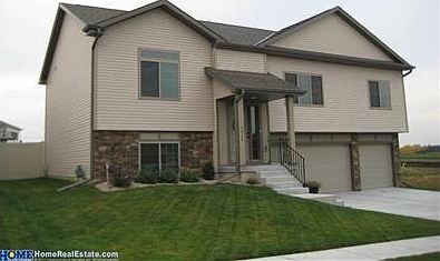 1st image of 7915 Mandalay Dr