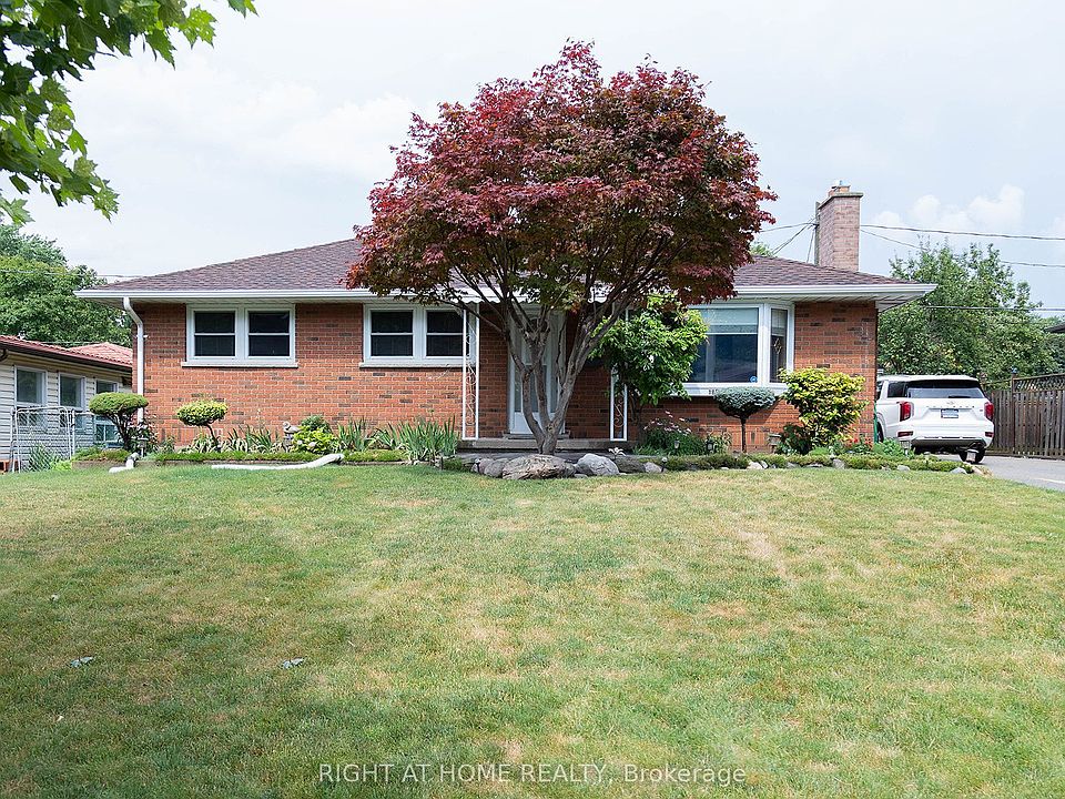 1st image of 186 King Edward Ave