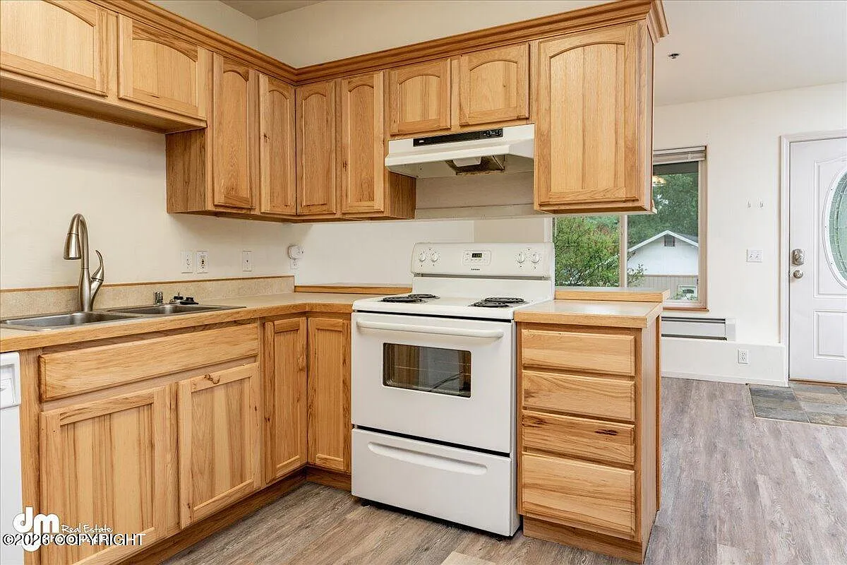 1 bed, 1.0 bath, 700 sqft, $1,450 — Photo 3
