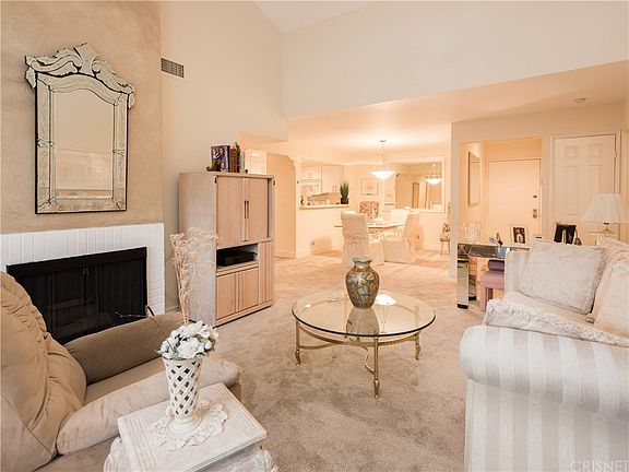 3rd image of 21650 Burbank Blvd Unit 308