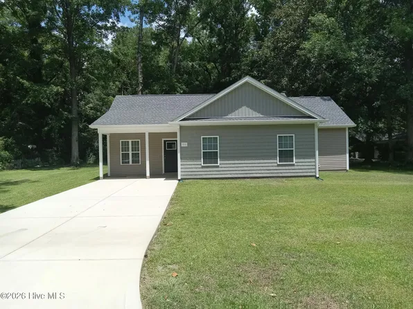 111 E Oliver Street, Whiteville, NC 28472