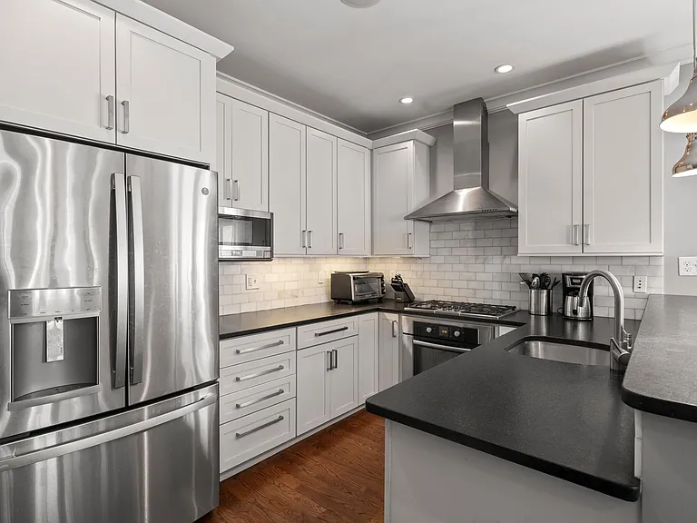 11 Howell St #2 — Photo 7