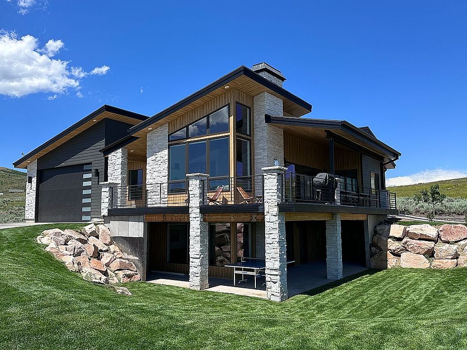 1st image of 914 Blue Sage Dr