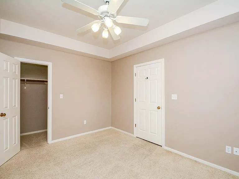 2022 Fairview Ave — Photo 31