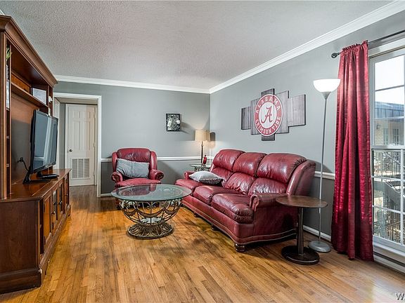 5th image of 1745 Jack Warner Pkwy APT D33