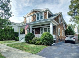 184 Harborview Ave, Bridgeport, CT 06605