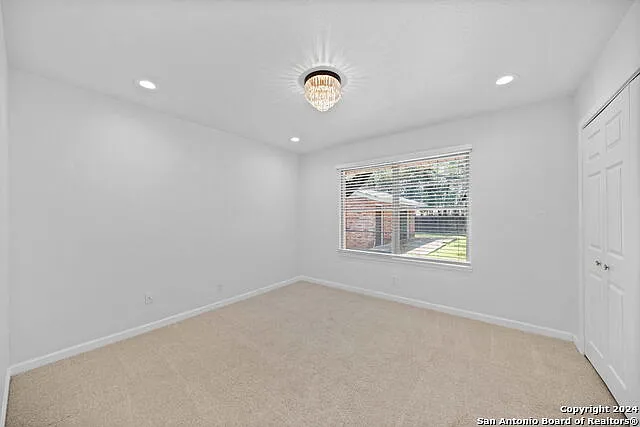 202 Donella Dr — Photo 20