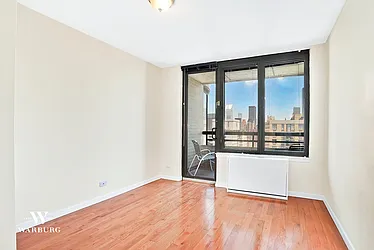 Rented by Coldwell Banker Warburg