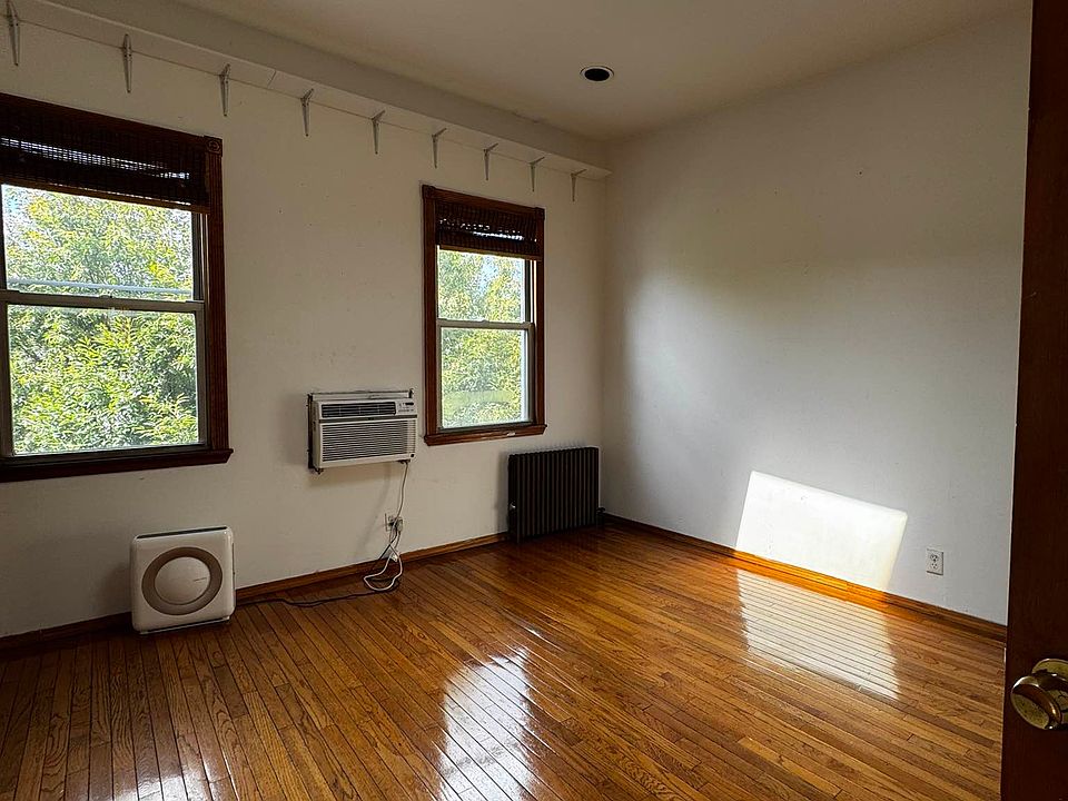 1st image of 342 Humboldt St #3